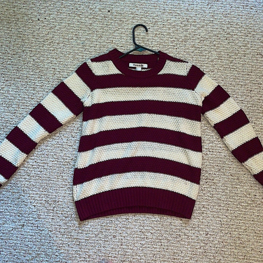 Forever 21 White and Maroon Striped Sweater